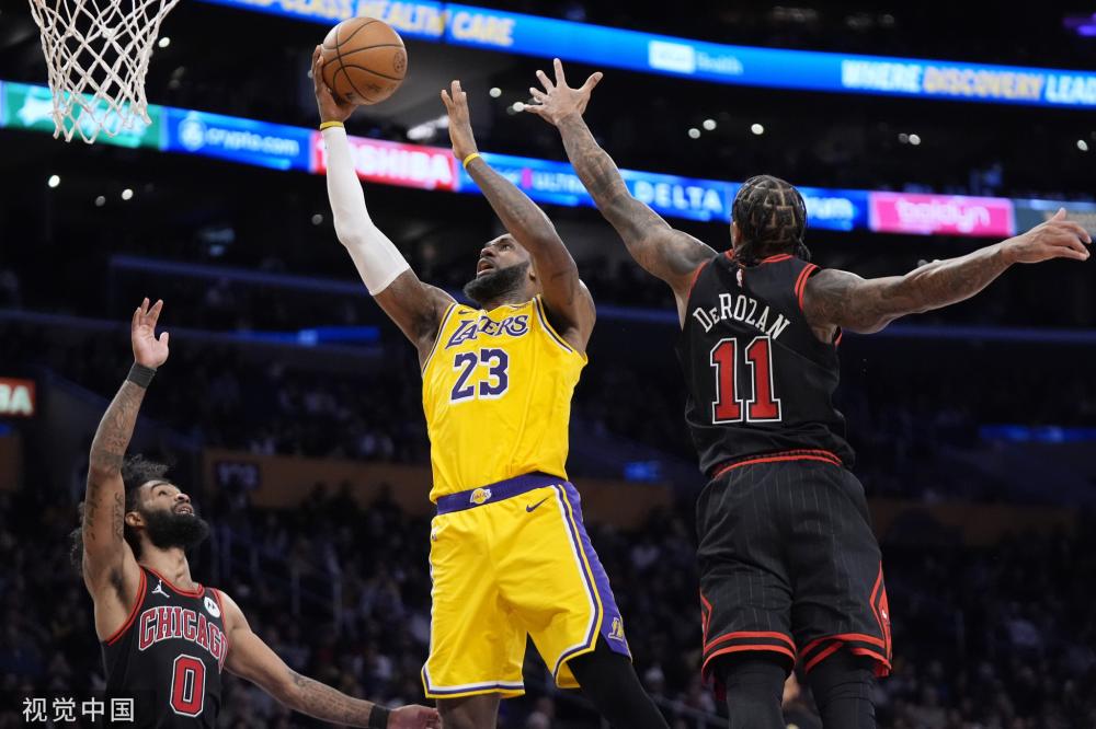 与之相对的 与之相对的