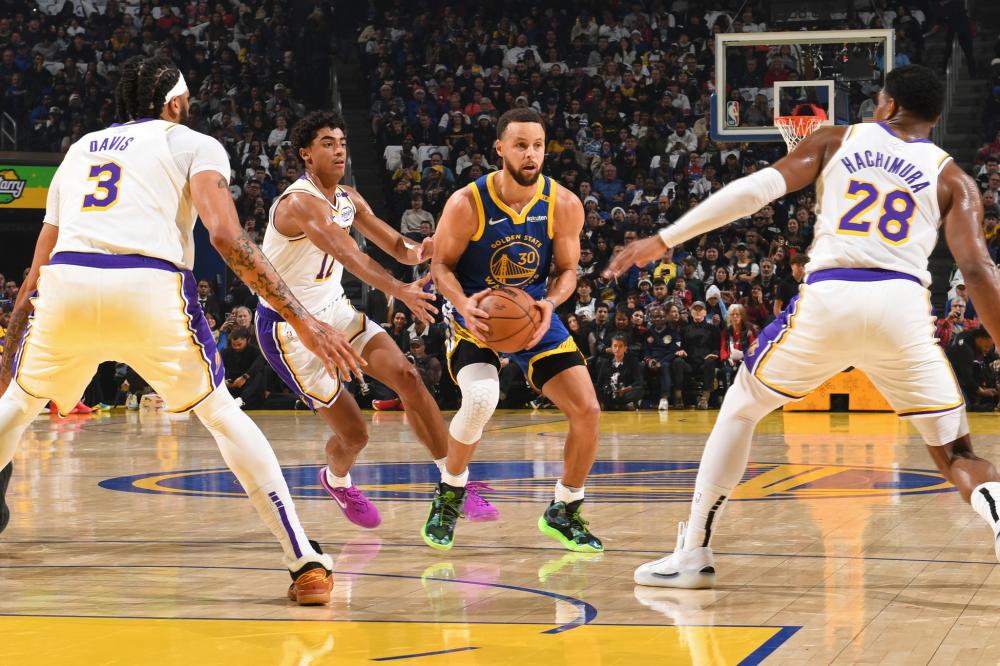 业余球员提 业余球员提