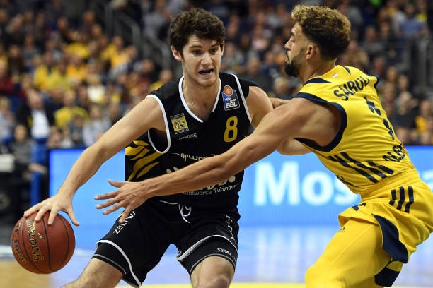 面对密集防 面对密集防