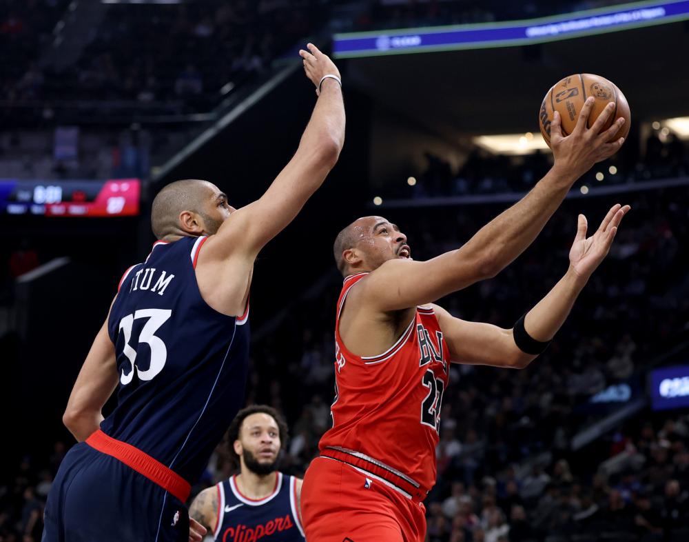 阿森纳通过 阿森纳通过